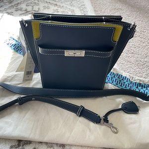 Tory Burch Lee Radziwill Bucket Bag